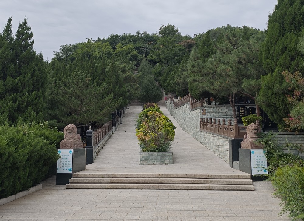 温泉墓园环境怎么样？从环境看京西的安息佳处