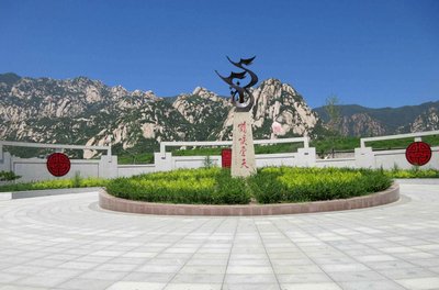 长安园骨灰林：现代都市的绿色安息之地